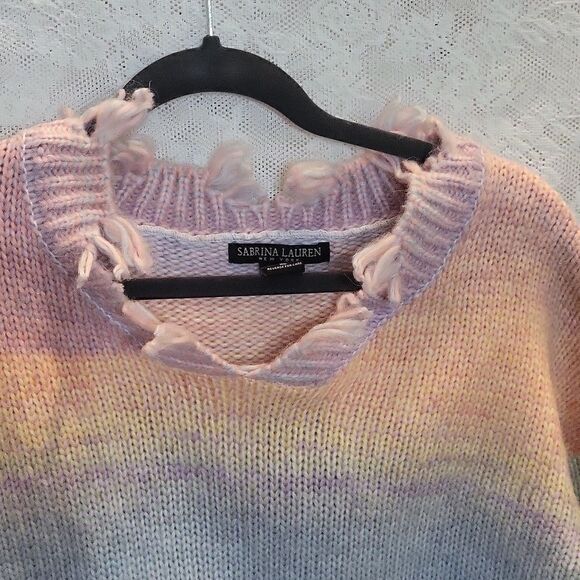Sabrina Lauren Pastel Colorblock Frayed Hem V-Neck Knit Sweater Size X-L… - Picture 3 of 6